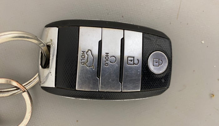 2021 KIA SELTOS GTX PLUS DCT 1.4 PETROL, Petrol, Automatic, 1,43,517 km, Key Close Up