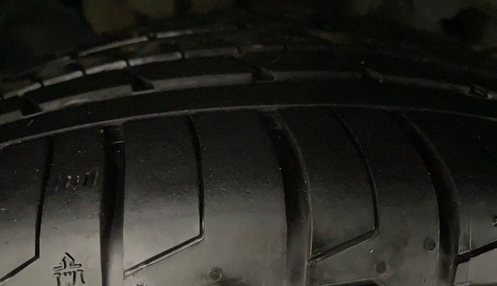 2021 KIA SELTOS GTX PLUS DCT 1.4 PETROL, Petrol, Automatic, 1,43,517 km, Left Front Tyre Tread