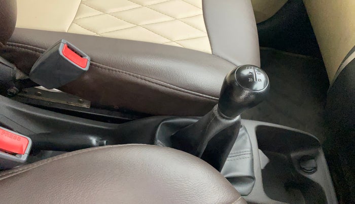 2013 Hyundai Eon ERA +, Petrol, Manual, 51,665 km, Gear Lever