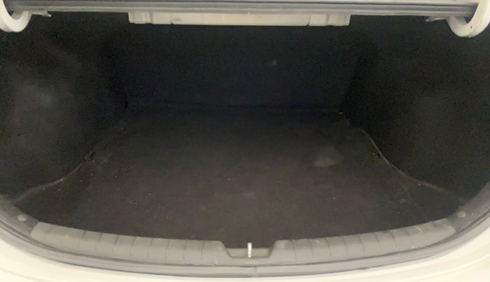 2019 Hyundai Verna 1.6 VTVT SX (O) AT, Petrol, Automatic, 79,119 km, Boot Inside