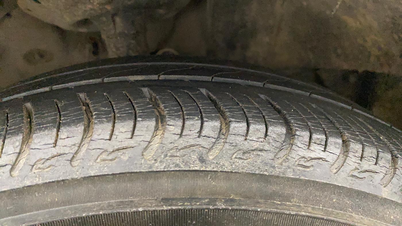 2019 Honda Amaze 1.2L I-VTEC VX CVT, Petrol, Automatic, 30,736 km, Right Front Tyre Tread