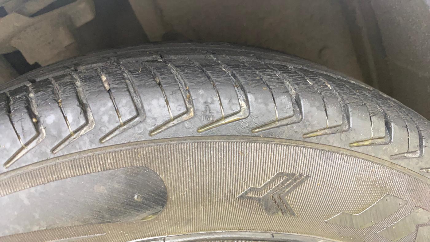 2019 Datsun Redi Go T (O), Petrol, Manual, 54,512 km, Right Front Tyre Tread