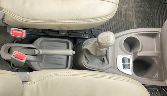 2017 Datsun Redi Go T (O), Petrol, Manual, 50,105 km, Gear Lever