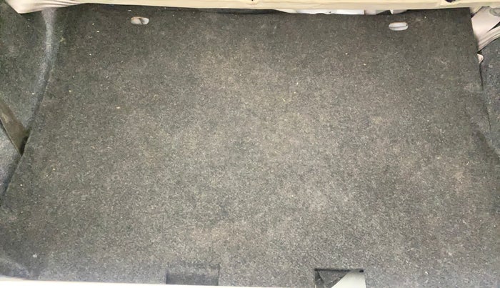 2017 Datsun Redi Go T (O), Petrol, Manual, 50,105 km, Boot Inside