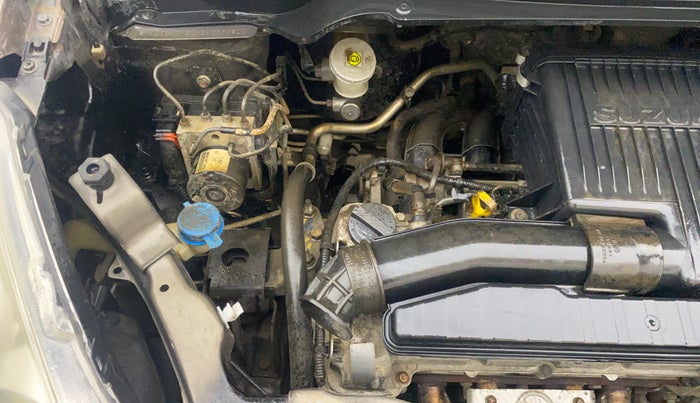 2014 Maruti Ritz ZXI, Petrol, Manual, 52,114 km, Engine View - Right