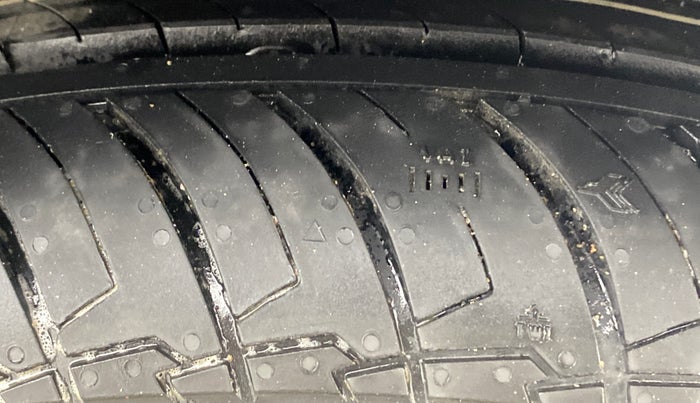 2018 Maruti IGNIS ZETA 1.2, Petrol, Manual, 58,733 km, Right Front Tyre Tread