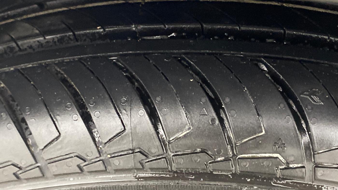 2018 Maruti IGNIS ZETA 1.2, Petrol, Manual, 58,733 km, Left Front Tyre Tread