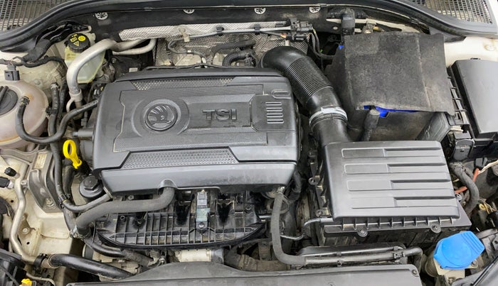 2017 Skoda Octavia STYLE PLUS AT 1.8 TSI, Petrol, Automatic, 50,858 km, Engine View