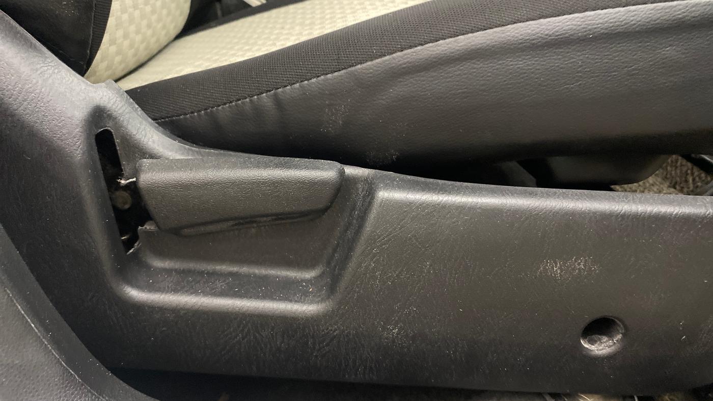 2021 Maruti Alto VXI PLUS, Petrol, Manual, 51,853 km, Driver Side Adjustment Panel