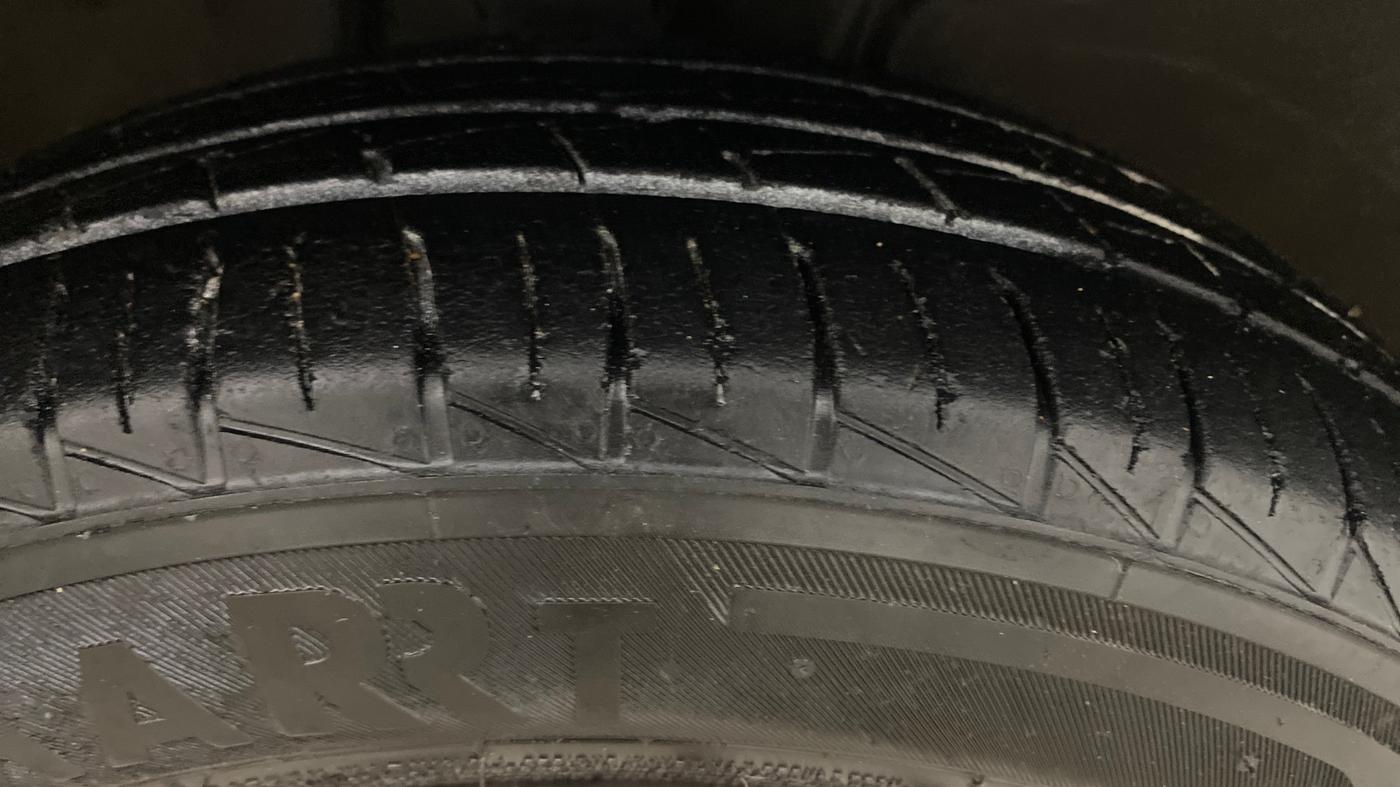 2021 Maruti Alto VXI PLUS, Petrol, Manual, 51,853 km, Right Front Tyre Tread