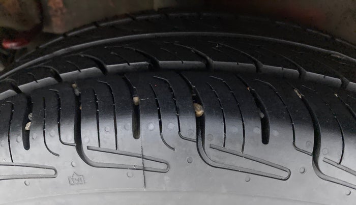 2017 Maruti Celerio ZXI AMT (O), Petrol, Automatic, 64,060 km, Right Rear Tyre Tread