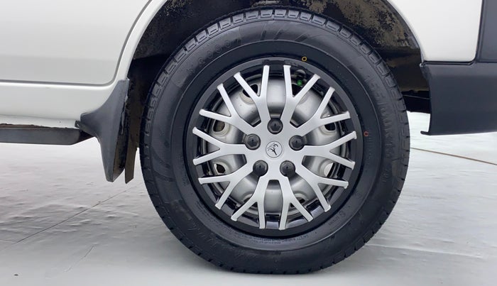 2018 Maruti Eeco 5 STR WITH AC PLUSHTR, Petrol, Manual, Right Front Tyre