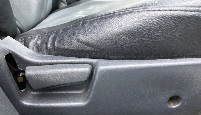 2019 Maruti Alto K10 VXI, Petrol, Manual, 64,737 km, Driver Side Adjustment Panel