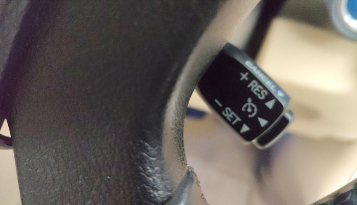 2016 Toyota Camry HYBRID, Hybrid, Automatic, 75,189 km, Adaptive Cruise Control