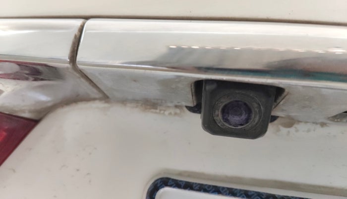 2016 Toyota Camry HYBRID, Hybrid, Automatic, 75,189 km, Parking Camera