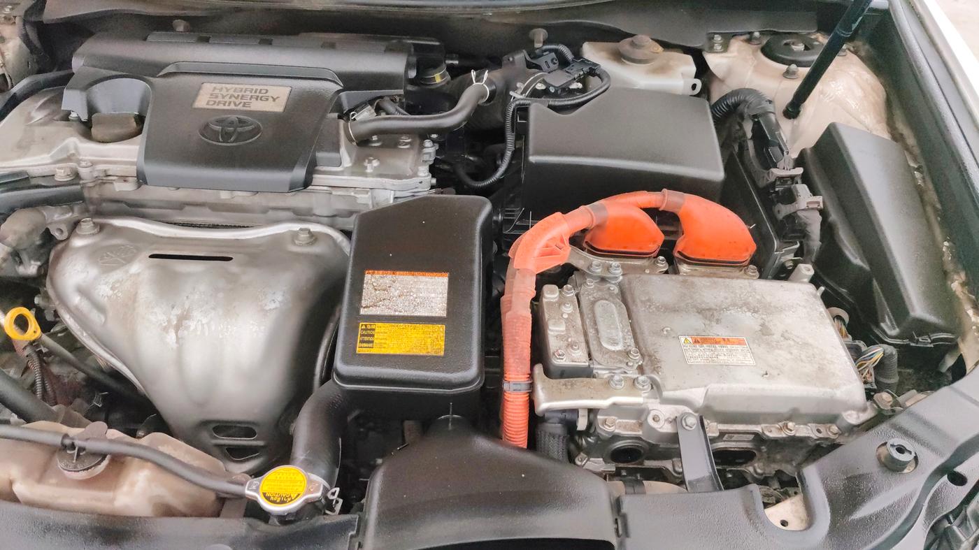 2016 Toyota Camry HYBRID, Hybrid, Automatic, 75,190 km, Engine View - Left