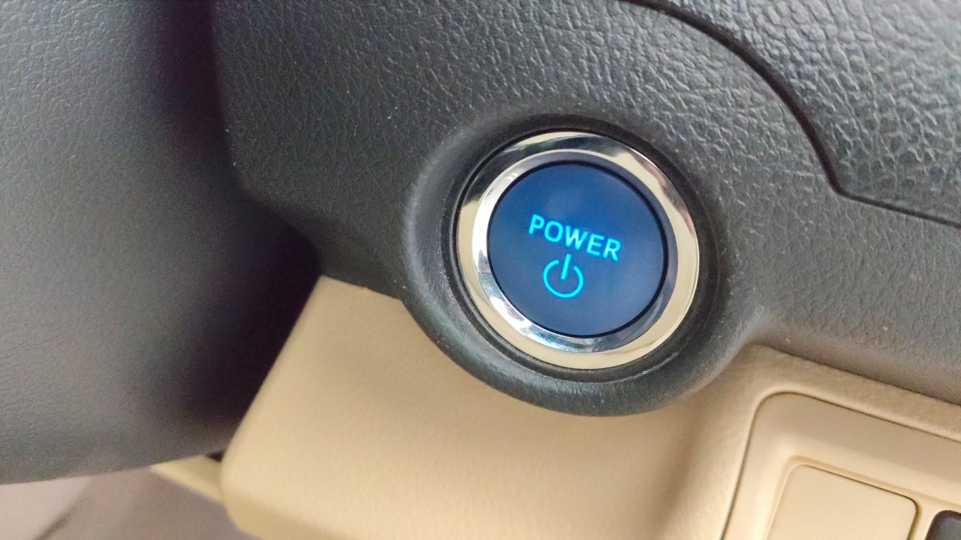 2016 Toyota Camry HYBRID, Hybrid, Automatic, 75,190 km, Keyless Start/ Stop Button