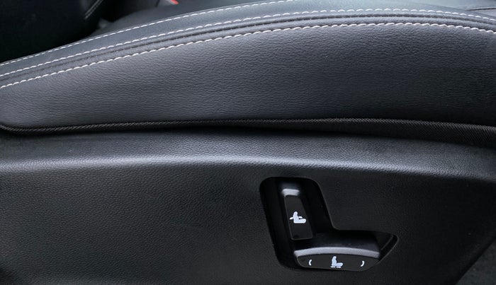 2020 MG HECTOR SHARP DCT PETROL, Petrol, Automatic, 9,494 km, Electrically Adjustable Driver's Seat