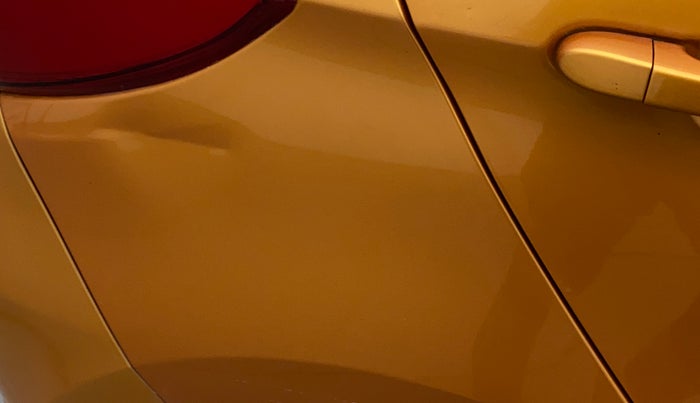 2018 Tata Tiago XZ PETROL, Petrol, Manual, 24,041 km, Right quarter panel - Slightly dented