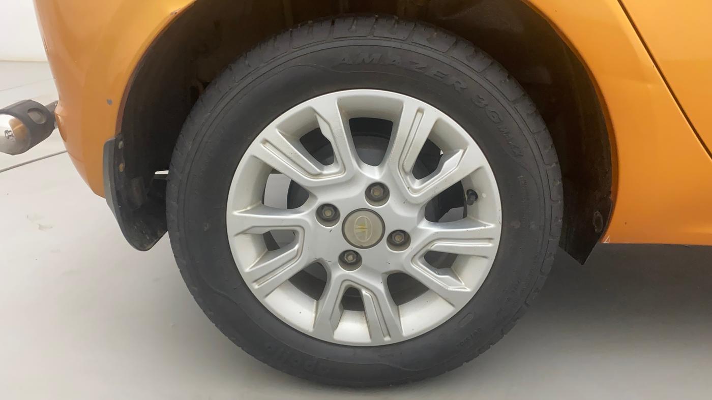 2018 Tata Tiago XZ PETROL, Petrol, Manual, 24,041 km, Right Rear Wheel