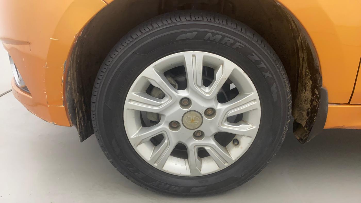 2018 Tata Tiago XZ PETROL, Petrol, Manual, 24,041 km, Left Front Wheel