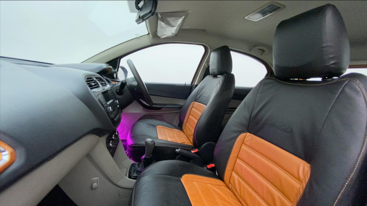 2018 Tata Tiago XZ PETROL, Petrol, Manual, 24,041 km, Right Side Front Door Cabin