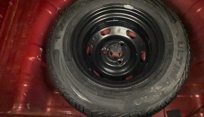 2017 Renault Kwid RXT 1.0, Petrol, Manual, 49,968 km, Spare Tyre