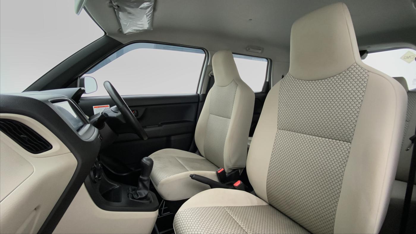 2021 Maruti New Wagon-R LXI CNG 1.0 L, CNG, Manual, 16,015 km, Right Side Front Door Cabin