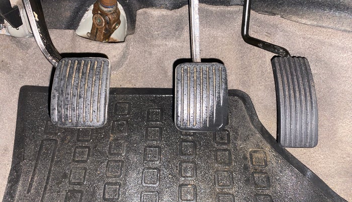 2015 Hyundai i10 SPORTZ 1.1, Petrol, Manual, 82,983 km, Pedals