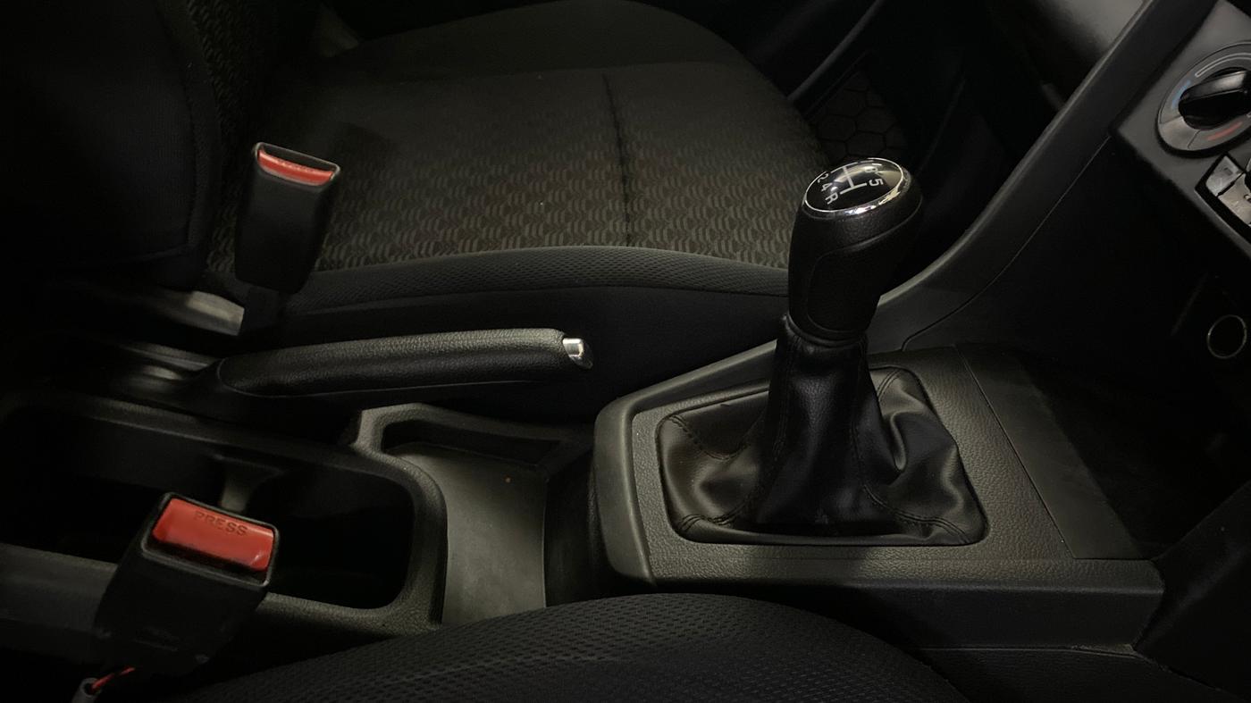 2023 Maruti BREZZA LXI, Petrol, Manual, 49,395 km, Gear Lever