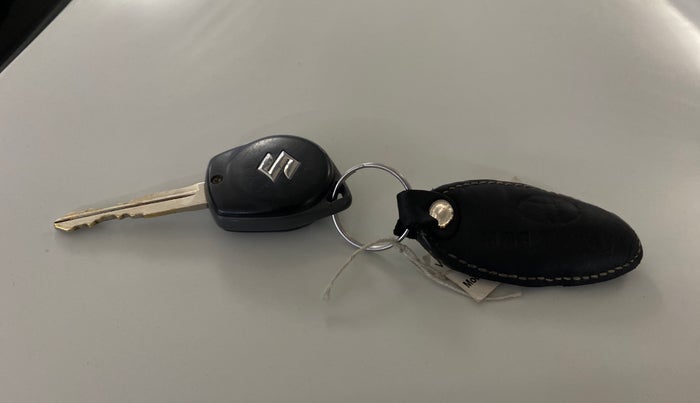 2023 Maruti BREZZA LXI, Petrol, Manual, 49,907 km, Key Close Up