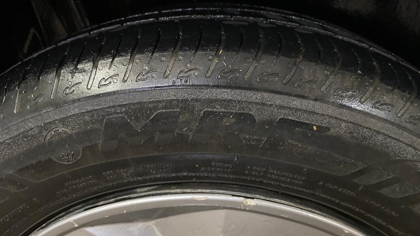 2023 Maruti BREZZA LXI, Petrol, Manual, 49,395 km, Right Rear Tyre Tread