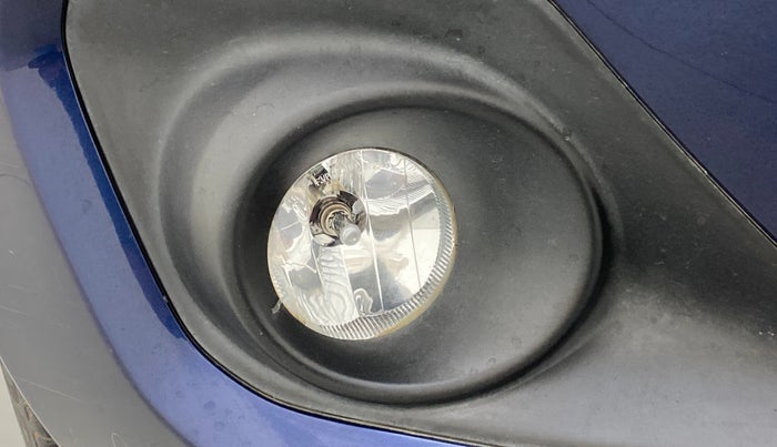 2018 Maruti Swift VXI, Petrol, Manual, 35,562 km, Right fog light - Not working