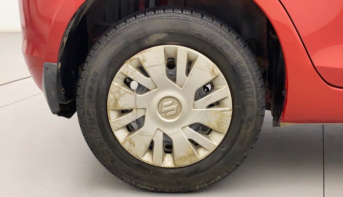 2013 Maruti Swift VXI, Petrol, Manual, 88,195 km, Right Rear Wheel