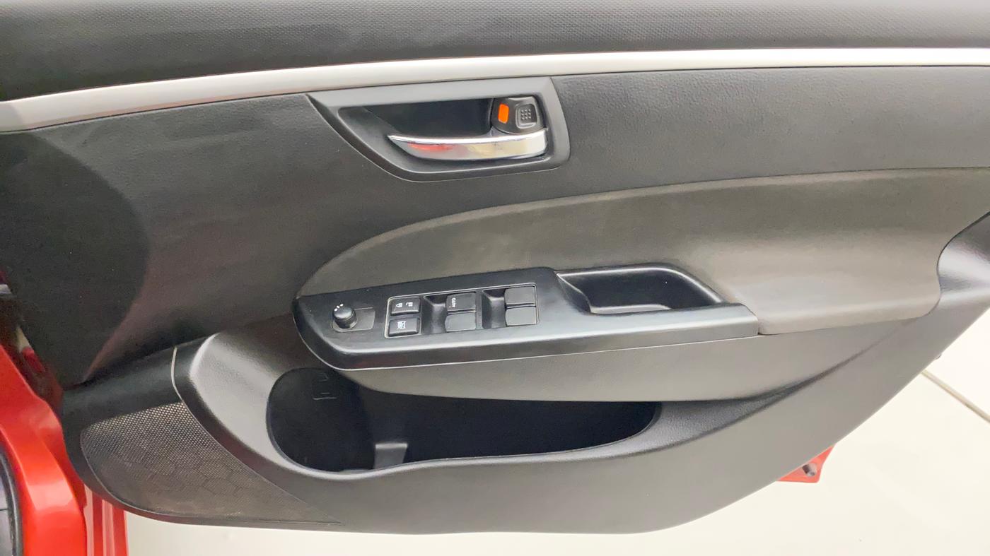 2013 Maruti Swift VXI, Petrol, Manual, 88,195 km, Driver Side Door Panels Control