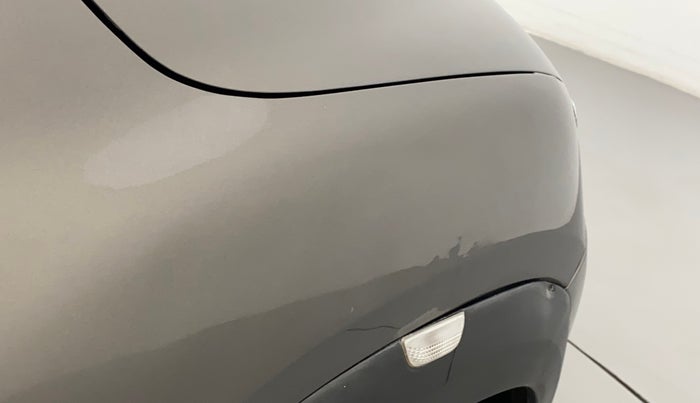 2016 Renault Kwid RXT 0.8 (O), Petrol, Manual, 62,335 km, Right fender - Paint has minor damage