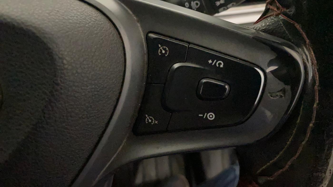 2022 Tata ALTROZ XZ DIESEL, Diesel, Manual, 72,495 km, Adaptive Cruise Control