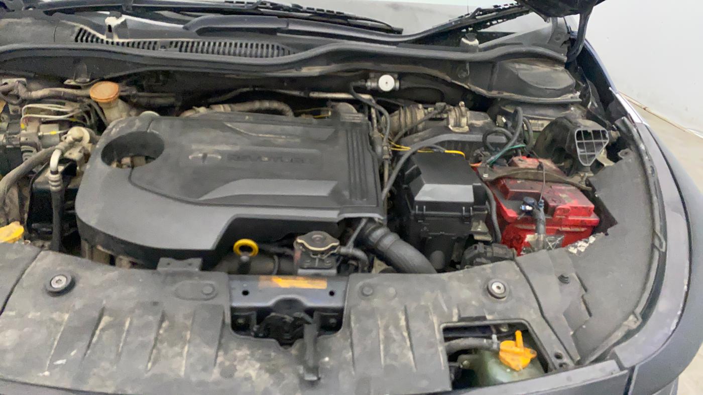 2022 Tata ALTROZ XZ DIESEL, Diesel, Manual, 72,495 km, Engine View - Left