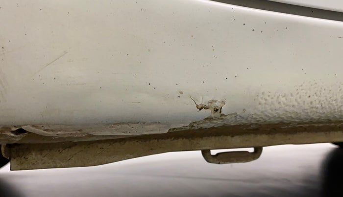 2017 Maruti Celerio VXI CNG, CNG, Manual, 78,112 km, Right running board - Paint has minor damage