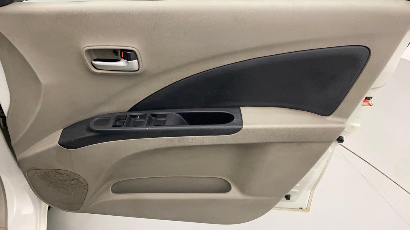 2017 Maruti Celerio VXI CNG, CNG, Manual, 78,112 km, Driver Side Door Panels Control