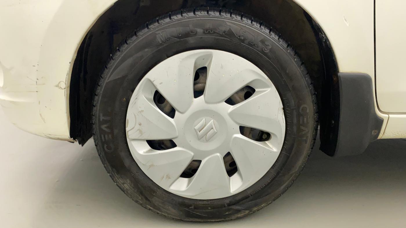 2017 Maruti Celerio VXI CNG, CNG, Manual, 78,112 km, Left Front Wheel
