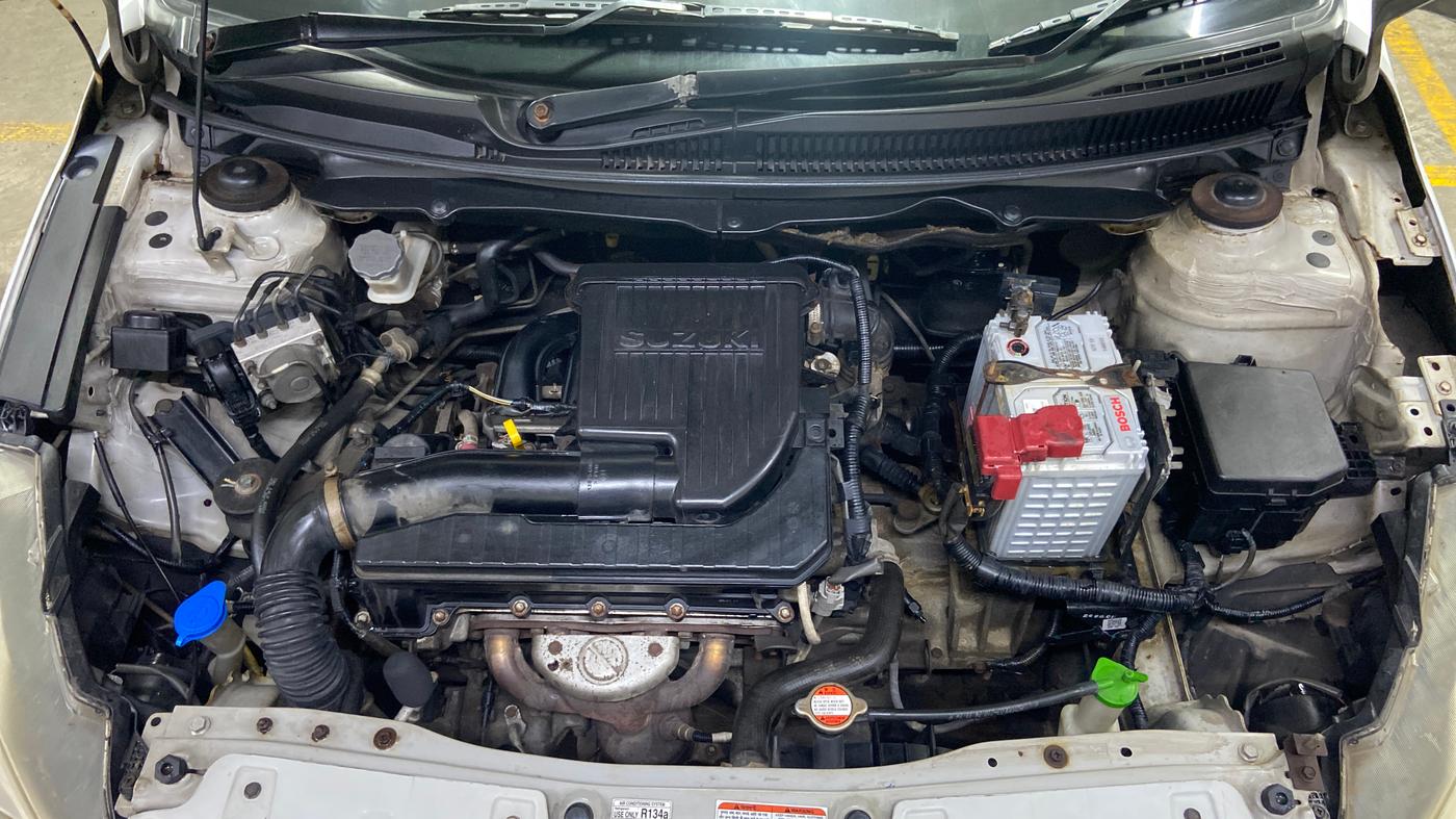 2015 Maruti Ciaz ZXI, Petrol, Manual, 1,27,674 km, Engine View