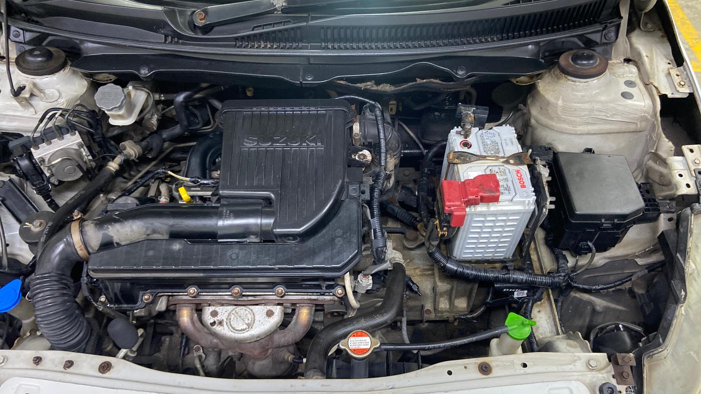 2015 Maruti Ciaz ZXI, Petrol, Manual, 1,27,674 km, Engine View - Left