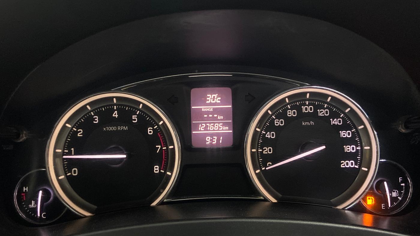 2015 Maruti Ciaz ZXI, Petrol, Manual, 1,27,674 km, Odometer Image