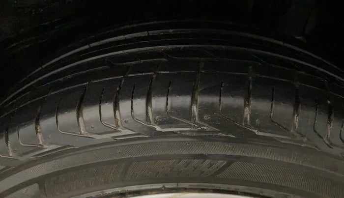 2023 Tata NEXON XMA PETROL, Petrol, Automatic, 32,318 km, Left Rear Tyre Tread