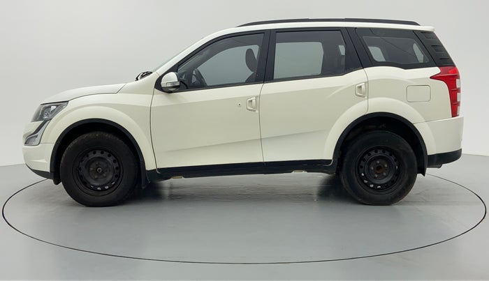 2017 Mahindra XUV500 W6 4X2, Diesel, Manual, 51,223 km, Left Side