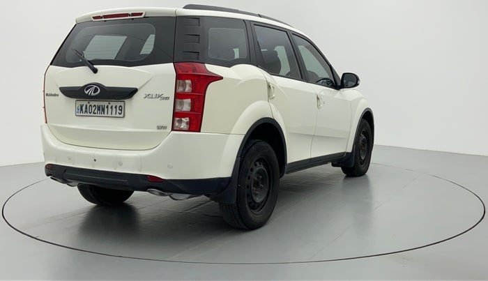 2017 Mahindra XUV500 W6 4X2, Diesel, Manual, 51,223 km, Right Back Diagonal