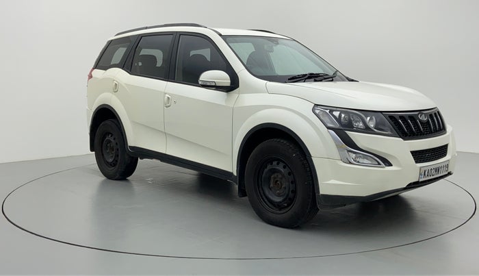 2017 Mahindra XUV500 W6 4X2, Diesel, Manual, 51,223 km, Right Front Diagonal
