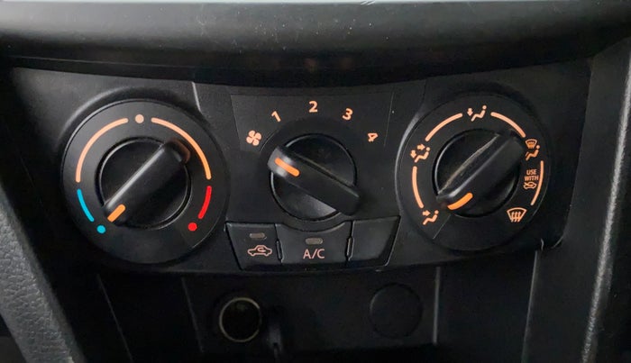 2012 Maruti Swift VDI, Diesel, Manual, 55,544 km, AC Unit - Main switch light not functional