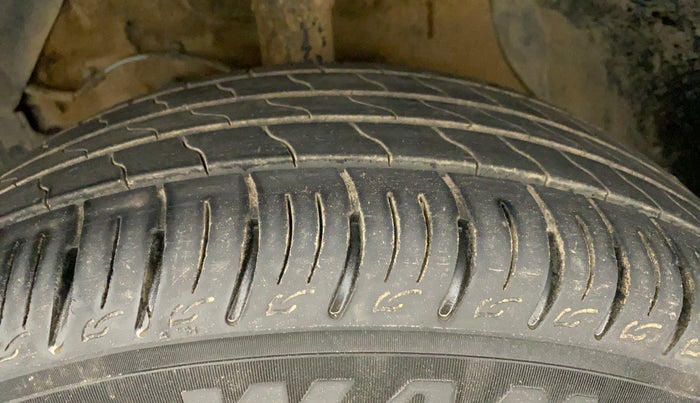 2021 Maruti Vitara Brezza VXI, Petrol, Manual, 41,176 km, Left Front Tyre Tread